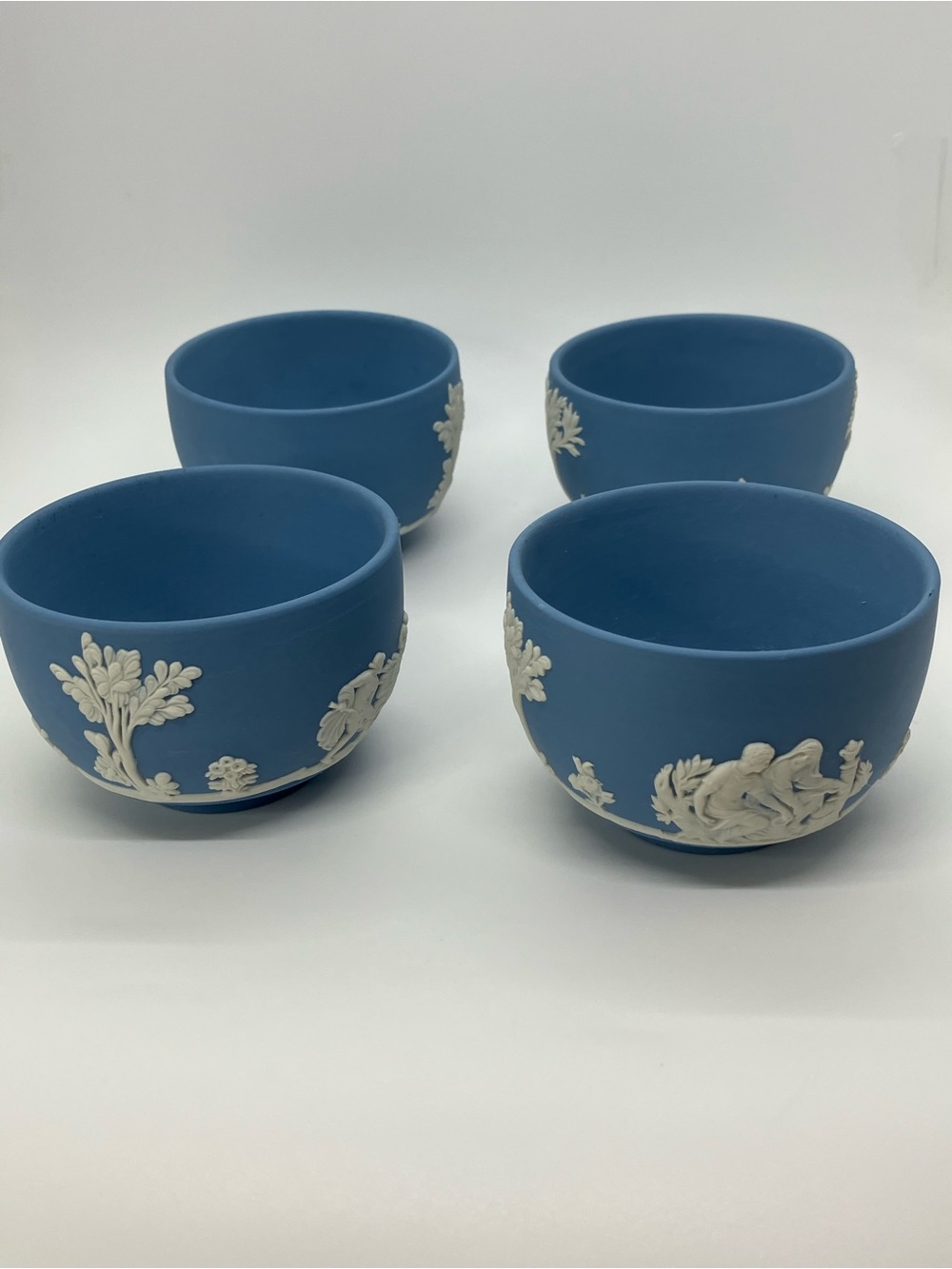 Vtg Wedgwood Blue Jasperware Set of 4 Small Round Open Pots Match Holders - Picture 2 of 13